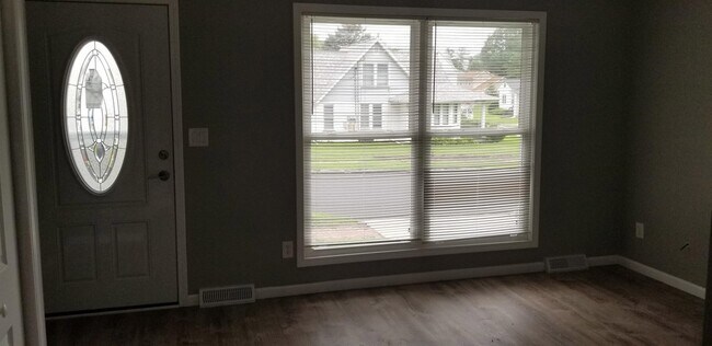 Foto del edificio - 546 Marquette St