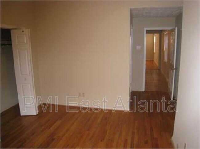 Building Photo - 486 Old Wheat St NE