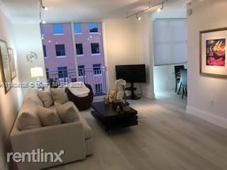 Building Photo - 2 br, 2 bath Condo - 2030 S Douglas Rd Apt...