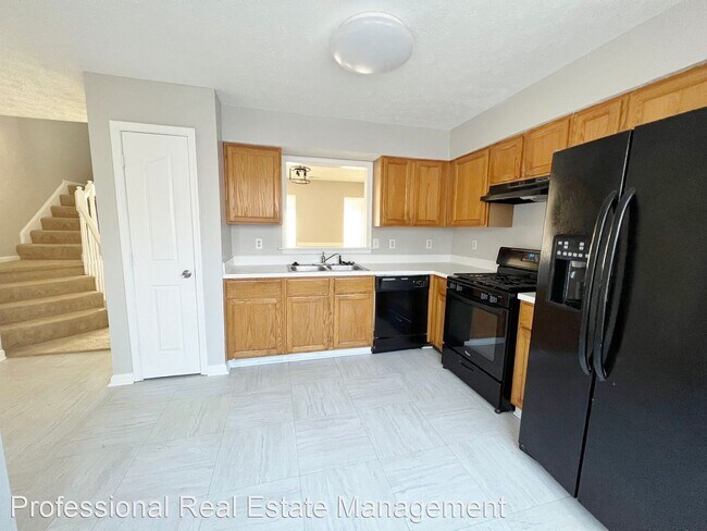 Building Photo - 3 br, 2.5 bath House - 124 Westview Drive
