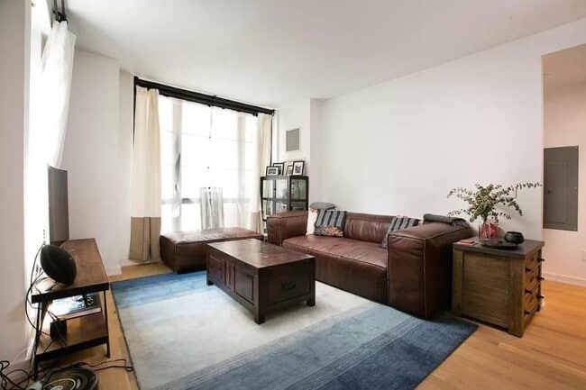 Building Photo - 2 bedroom in NEW YORK NY 10010