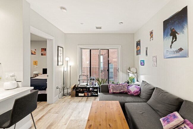 Foto del edificio - 1457 Tremont St