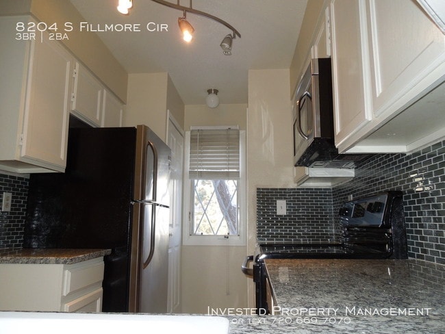 Building Photo - 8204 S Fillmore Cir