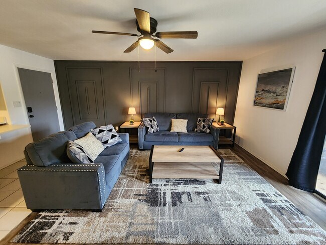 Building Photo - 6618 Willow Pointe Dr NW