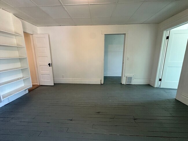 Foto del edificio - 106 Battle Creek Ave