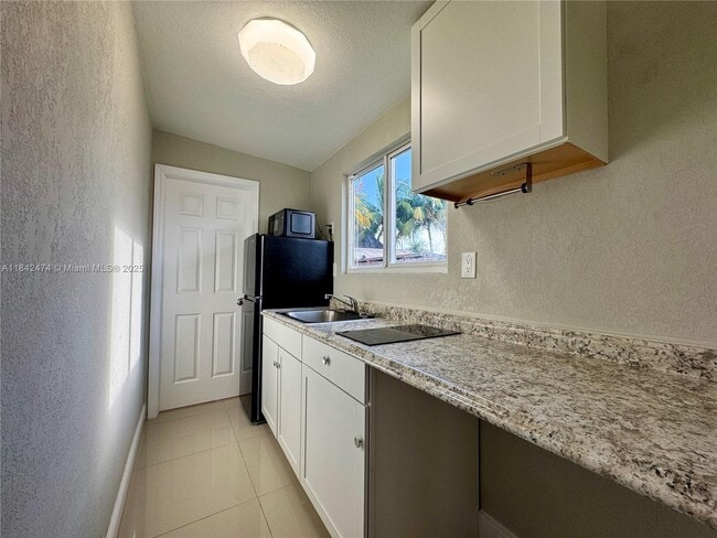 Building Photo - 14850 SW 159th St