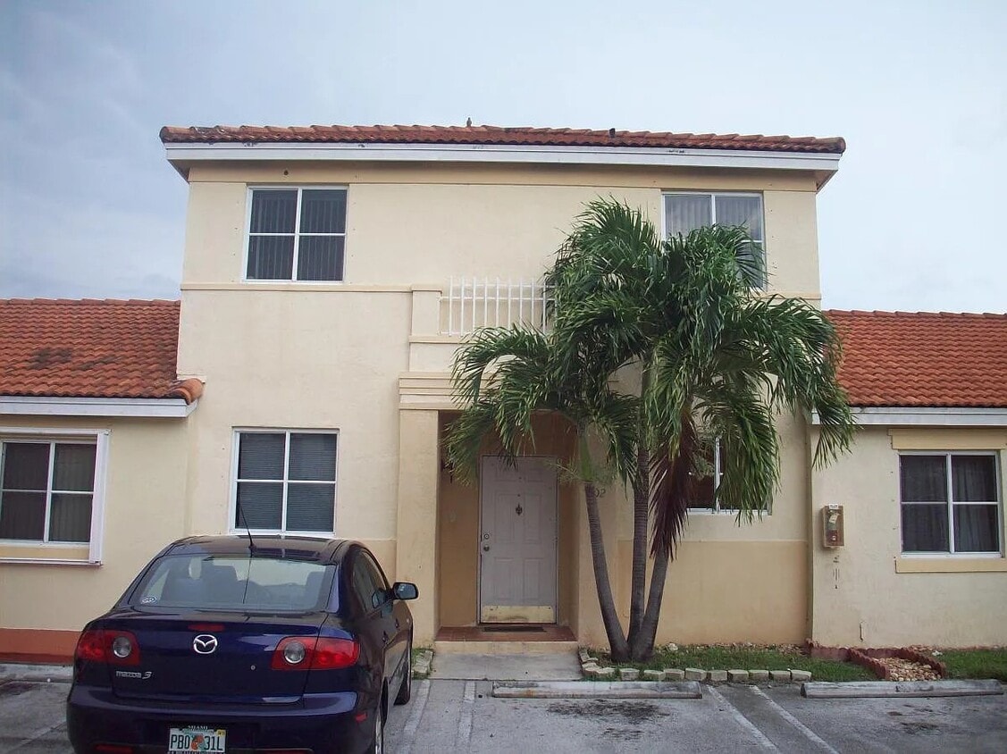 Photo - 336 NW 114th Ave (Miami, FL)