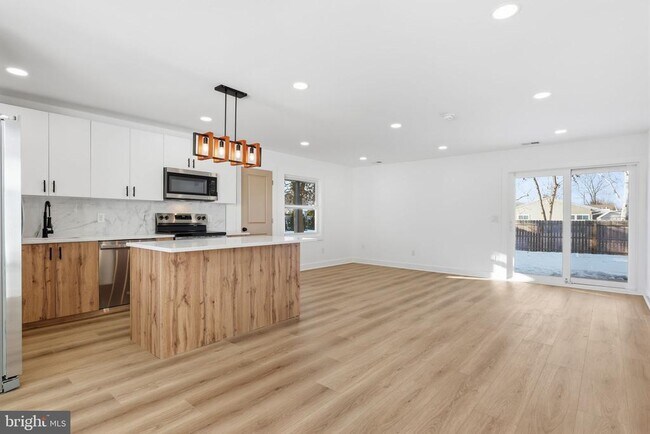 Foto del edificio - 68 Daffodil Ln