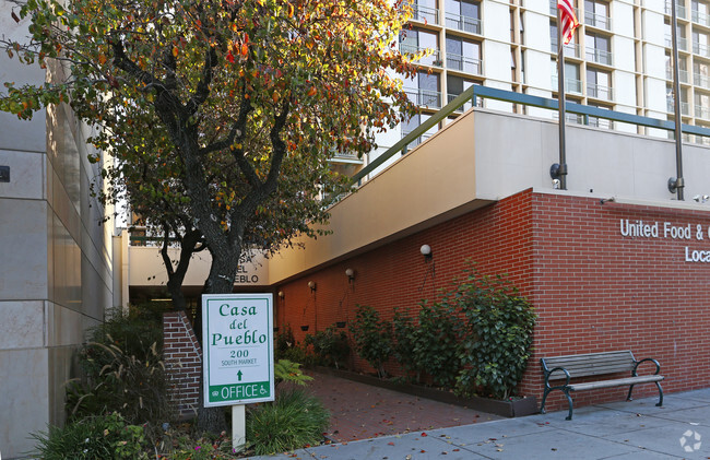 Building Photo - Casa del Pueblo Apartments