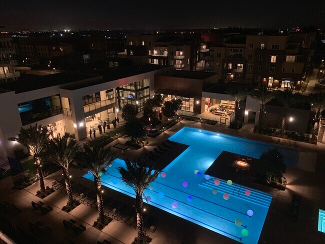 Building Photo - 45128 Warm Springs Blvd