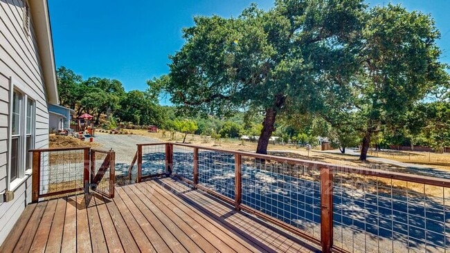 Building Photo - 3750 Warm Springs Rd