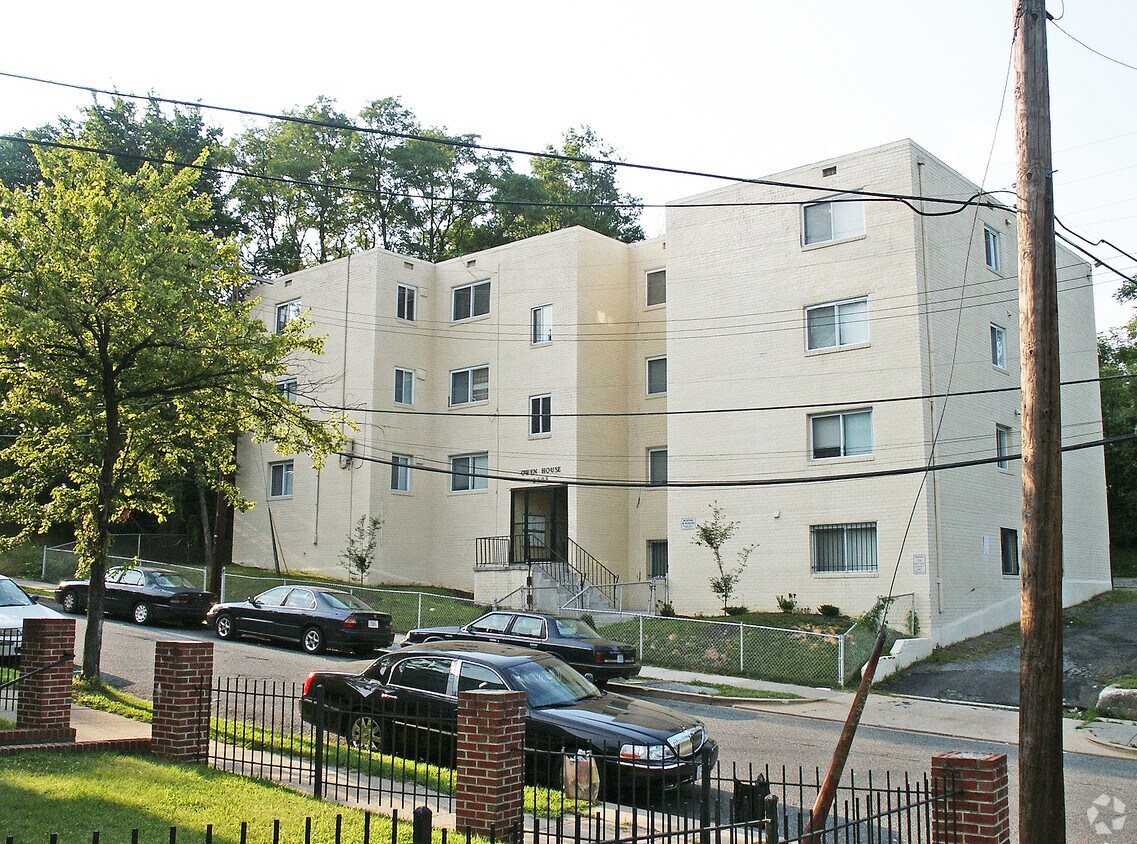 Foto principal - 2605 Bowen Rd SE