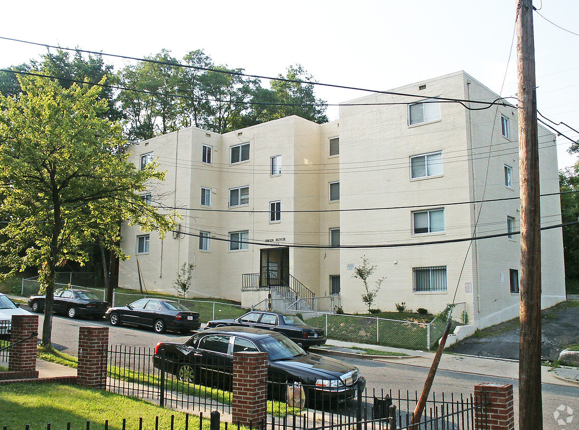 Primary Photo - 2605 Bowen Rd SE