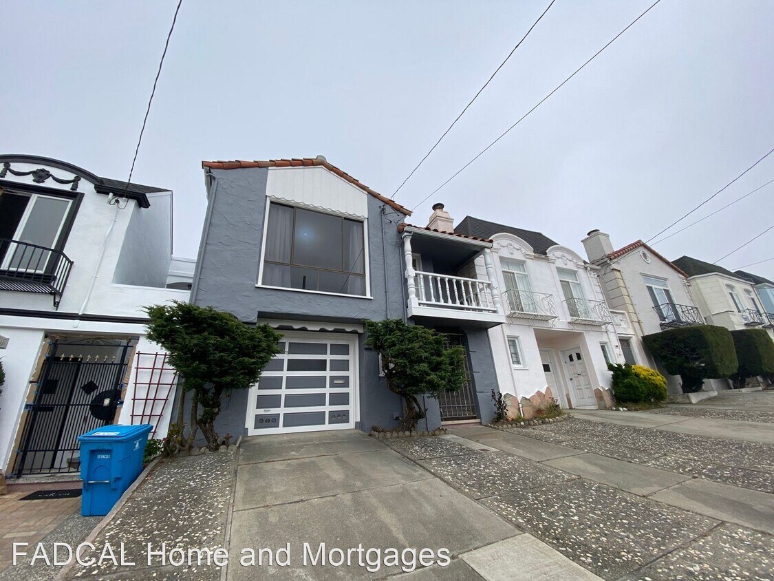 Primary Photo - 3 br, 2.5 bath House - 2074 18th Avenue