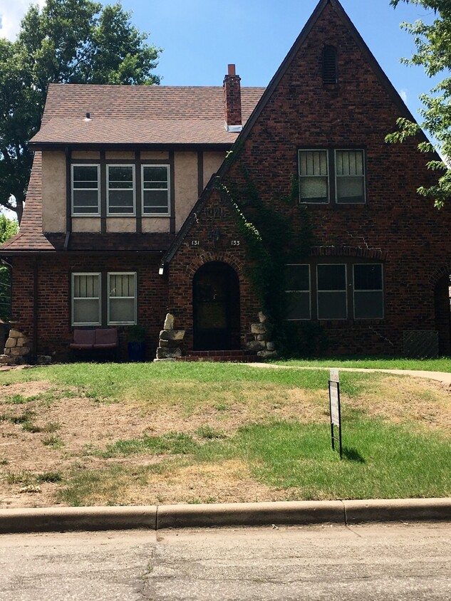 Primary Photo - College hill duplex