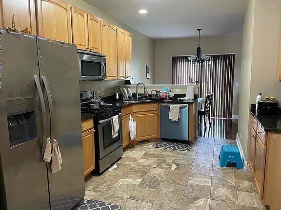 Foto del edificio - 2277 Stoughton Dr