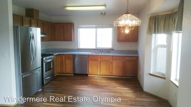 Foto del edificio - 5964 Crimson Ct SE