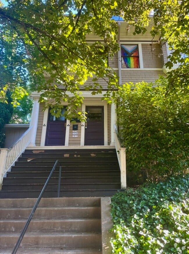 Building Photo - 1538 SW Montgomery St