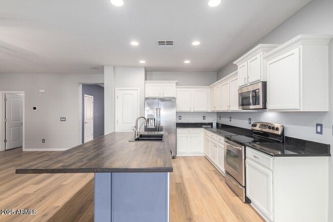 Foto del edificio - 4674 S Twinleaf Dr