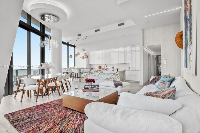 Foto del edificio - 45 SW 9th St