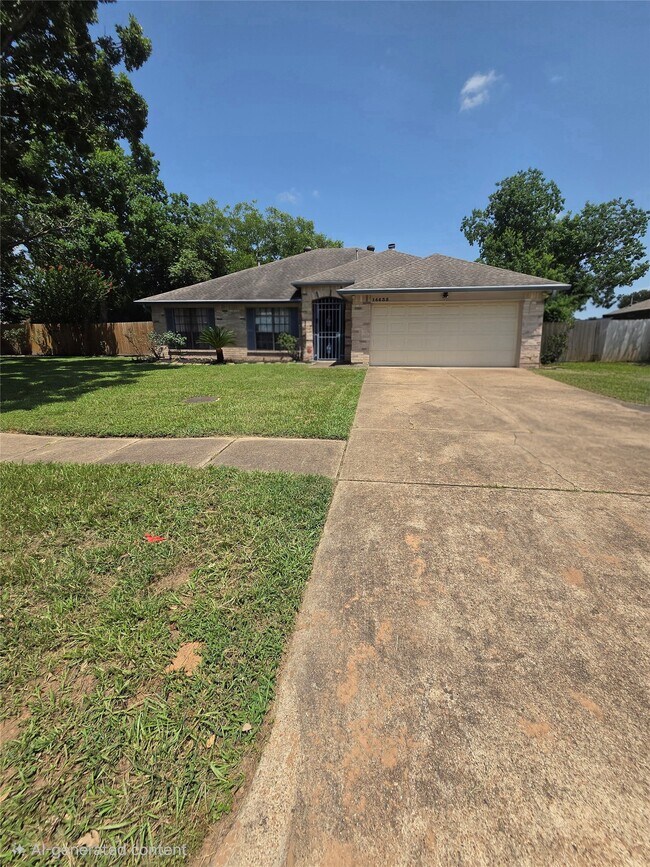 Building Photo - 14435 E Glen Willow Rd