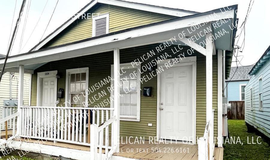 Photo - 1006 Newton Street-