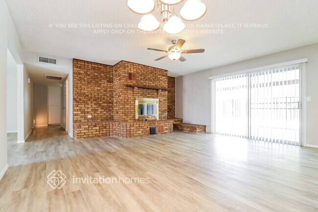 Foto del edificio - 5148 W Laurie Ln