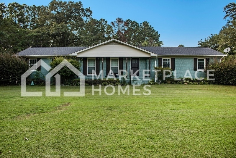 Primary Photo - 76 Browns Cir