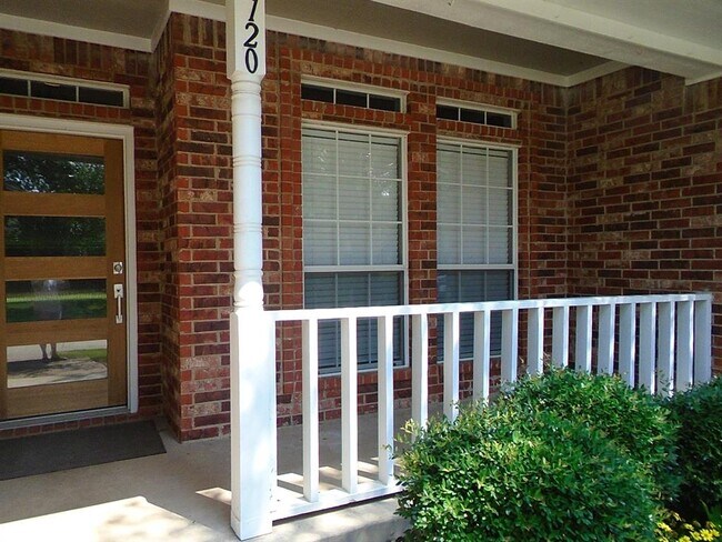 Building Photo - 7120 Axis Ct