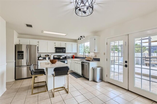 Foto del edificio - 500 Hawthorn Ln