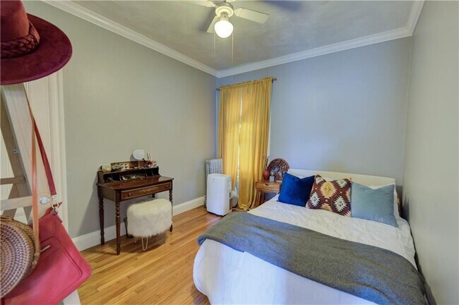 Building Photo - 222 Garden St