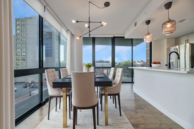 Foto del edificio - 50 Florida Ave NE