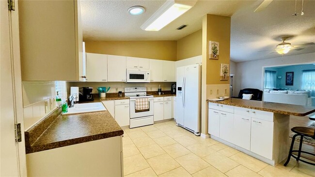 Foto del edificio - 1416 Lindsey Ln