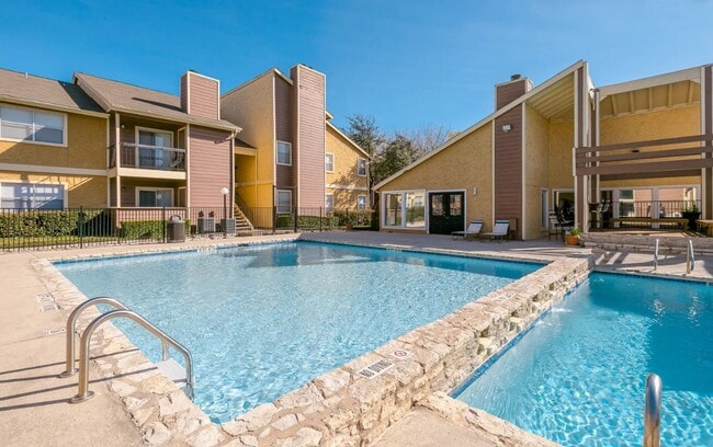 Building Photo - 10000 N Lamar Blvd