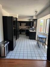 Building Photo - 400 Redrock Dr