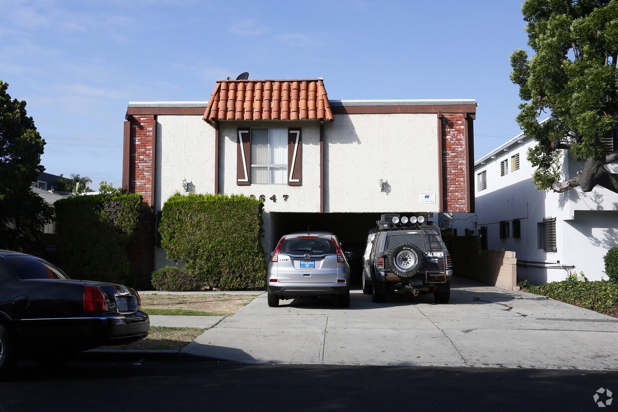 Building Photo - 3647 Vinton Ave