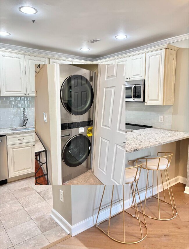 Building Photo - 100 Harborview Dr