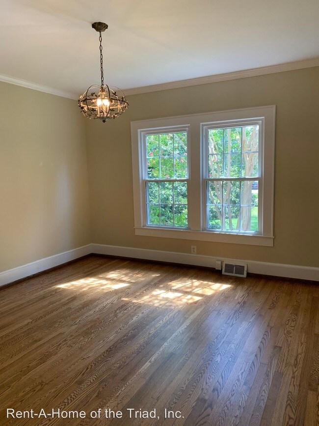 Building Photo - 4 br, 2 bath House - 5107 North Church Street