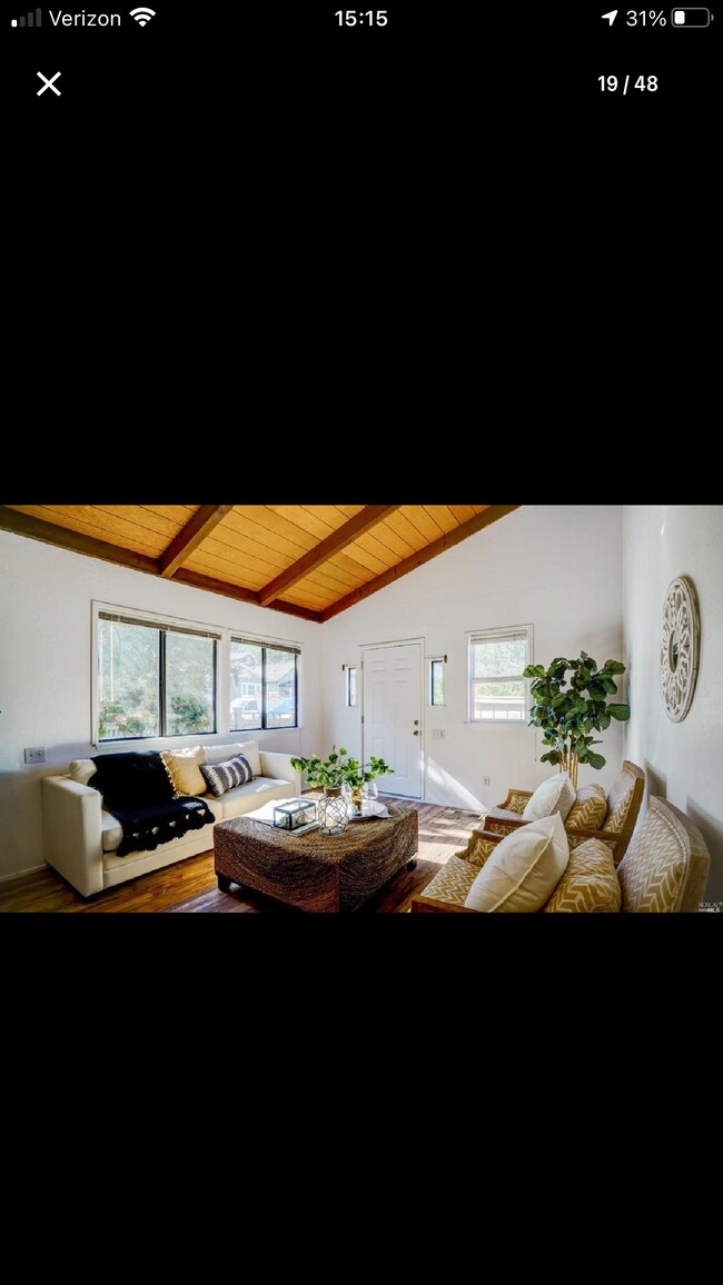 Foto del edificio - 112 Antonette Ave