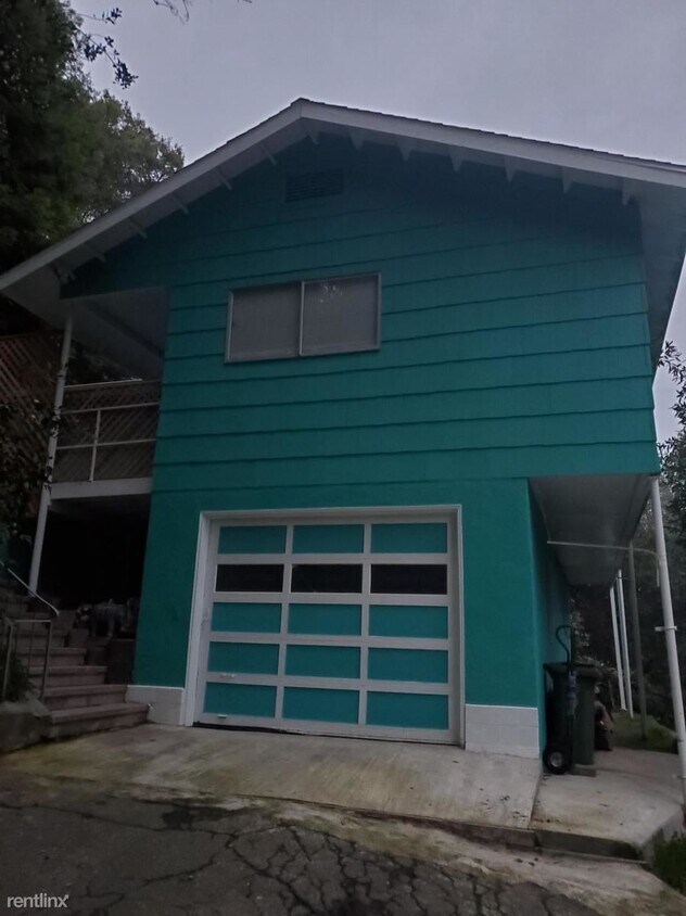 Primary Photo - 2 br, 1 bath House - 533 Scenic Rd