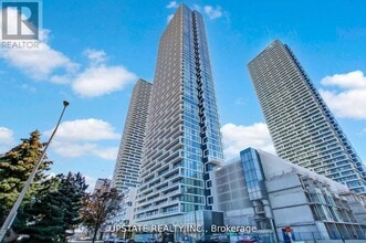 Building Photo - 898 Portage Pkwy