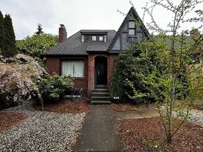 Building Photo - 9222 35th Ave SW