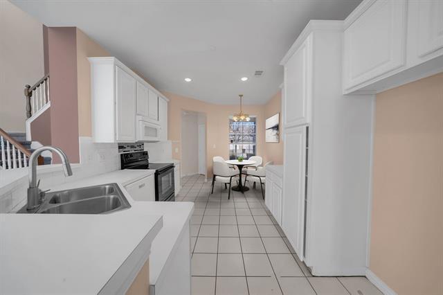 Foto del edificio - 908 Englewood Ln