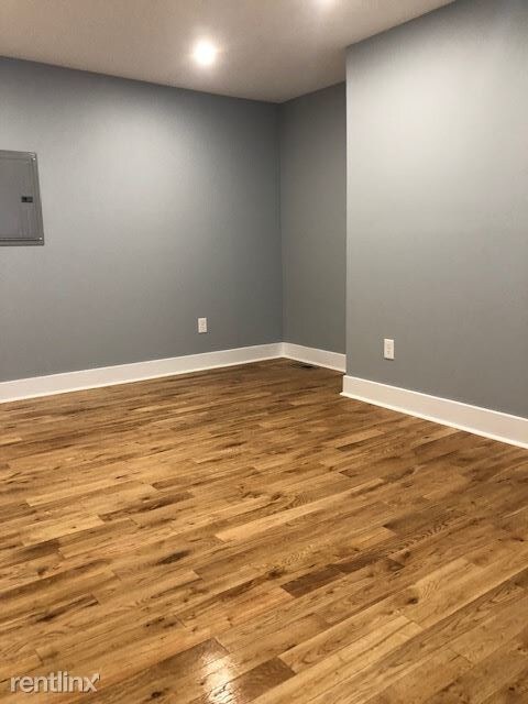Building Photo - 1 br, 1 bath  - 1711 Spruce St 4R