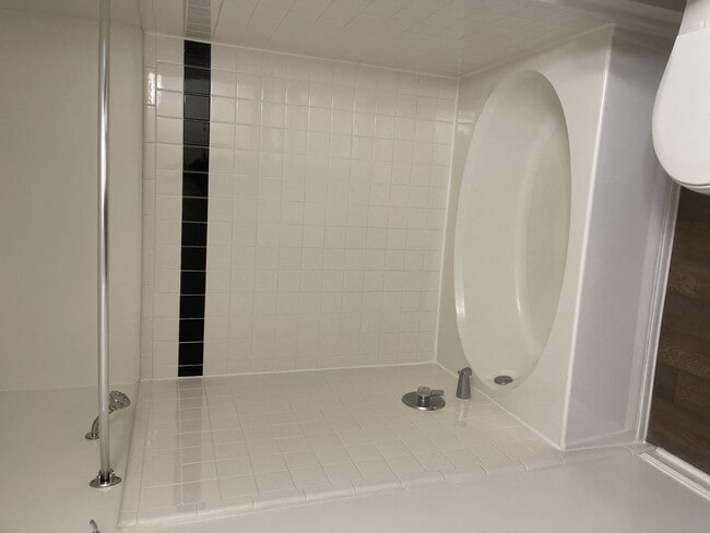 Interior Photo - Wesley Hampstead Apartments at Douglasville