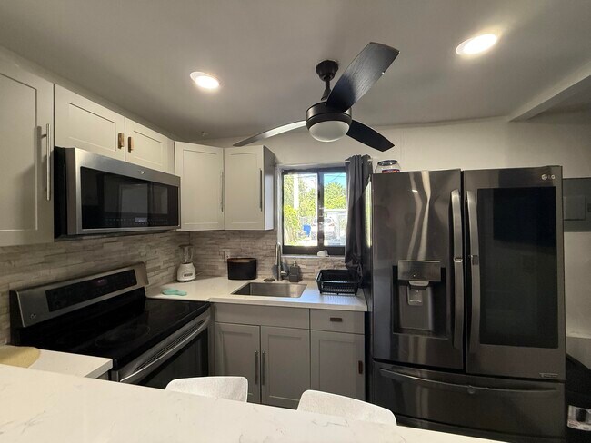 Foto del edificio - 168 NW 53rd St