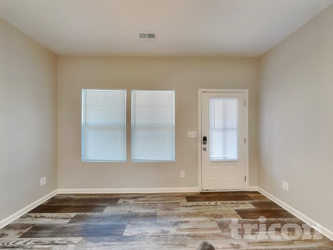 Building Photo - 808 Caper St