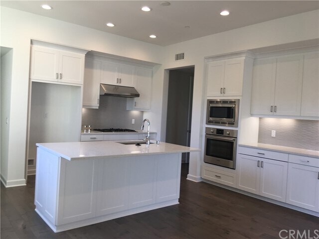 Foto del edificio - 148 Follyhatch