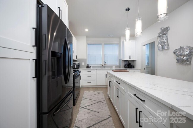 Foto del edificio - 1033 Wesley Terrace Ave