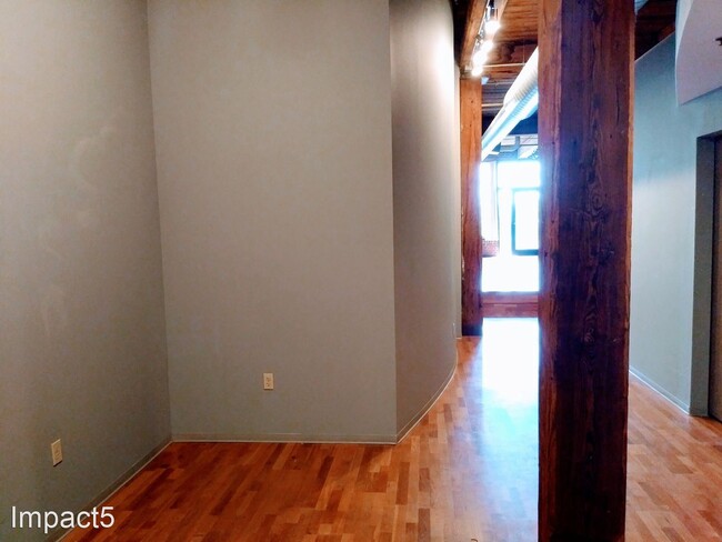 Building Photo - 1308 Washington Ave
